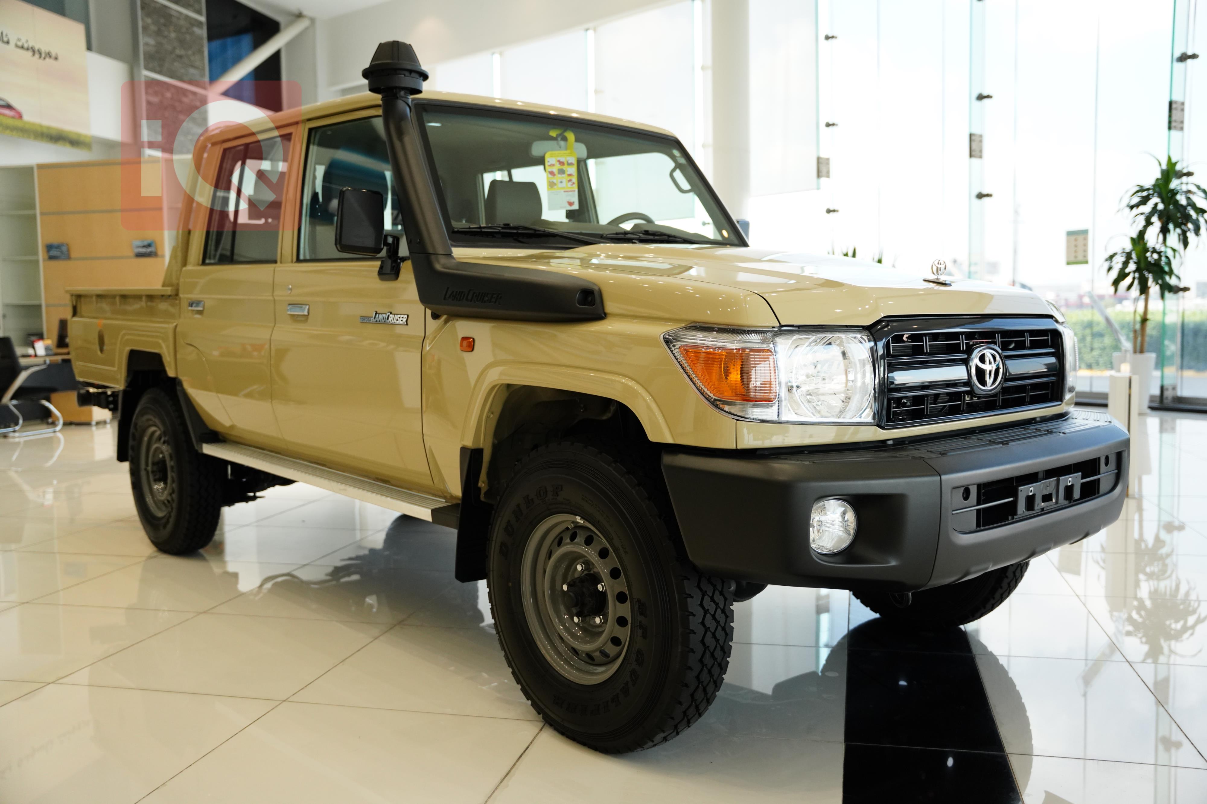 Toyota Land Cruiser 70 Pickup